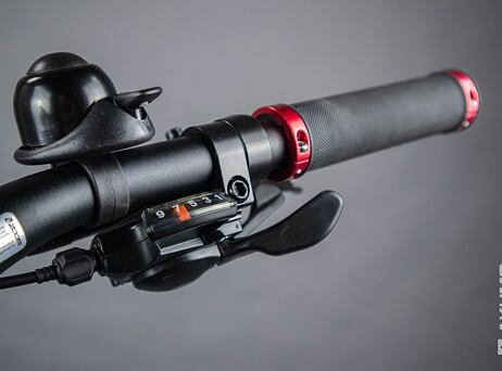 Apache Matta MX 400 (28), vel.M - Black