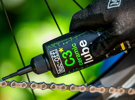 Mazivo na řetěz s keramikou do sucha 120ml - MUC-OFF C3 DRY CERAMIC LUBE