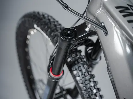 Haibike ALLMTN 4 - silver/red/black