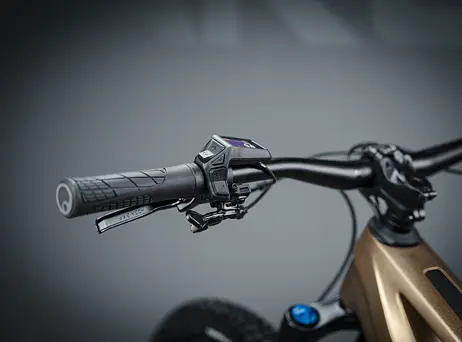 KTM Macina Kapoho 8972 - Golden Dust Matt (Black)
