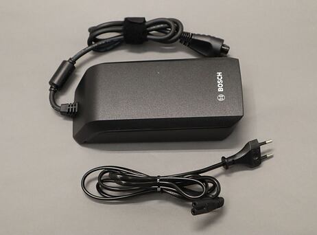 Nabíječka Bosch Compact 2Ah