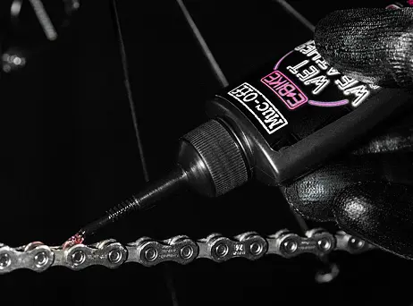 Mazivo s keramikou na řetěz elektrokol - MUC-OFF EBIKE CERAMIC WET LUBE