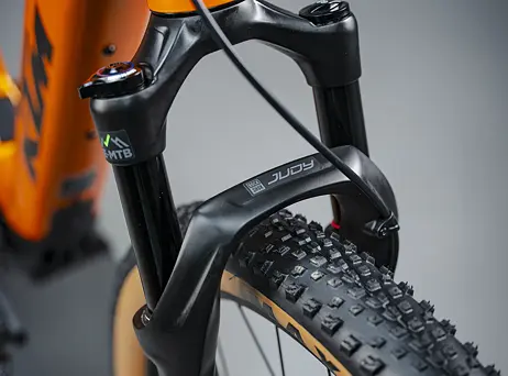 KTM Macina Race SX 10 - Fresh Orange (Black)