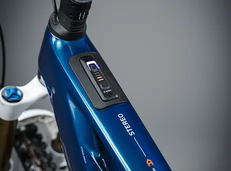 Cube Stereo Hybrid ONE77 HPC AT - Actionteam