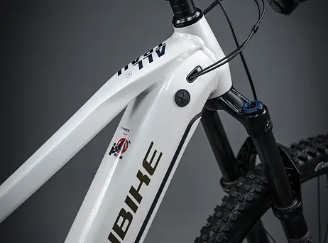 Haibike ALLTRAIL 8 27.5 - white/blue/gold