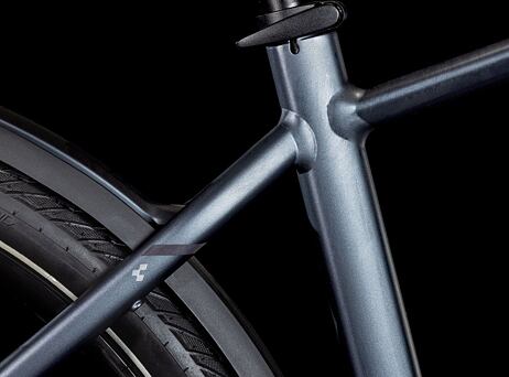Cube Touring Hybrid PRO 625 - Metallicgrey´n´chrome
