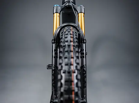 Cube Stereo Hybrid ONE44 HPC AT - Carbon´n´gold