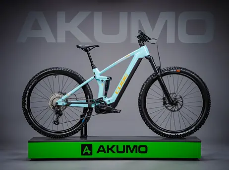 Cube Stereo Hybrid 140 HPC Race 625 - Dazzle´n´orange