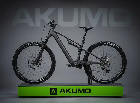 Cube AMS HYBRID ONE44 C68X RACE 400X 29